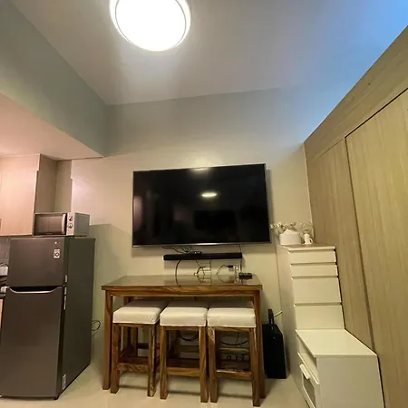 Manila Bay Penthouse Condo